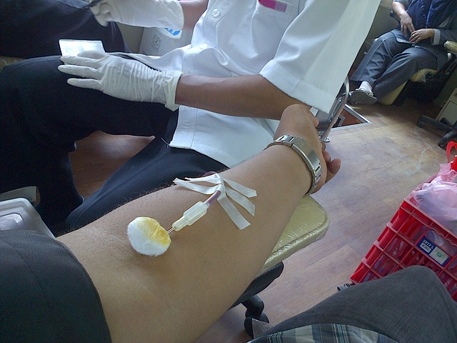 blood-donation-gd26af43aa_640.jpg